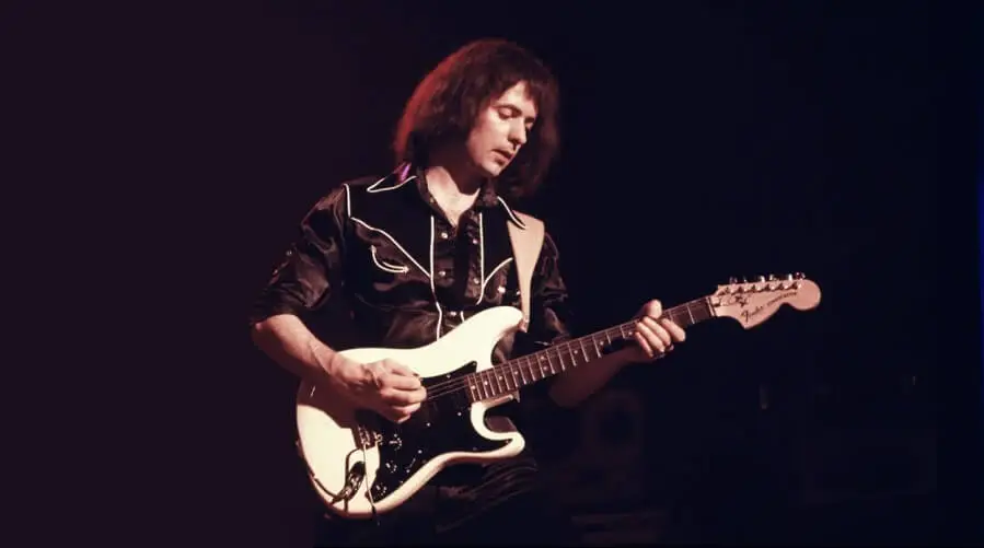 Ritchie Blackmore con su Fender Stratocaster